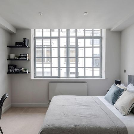 London'S Calling - Farringdon - By Frankie Says Екстер'єр фото